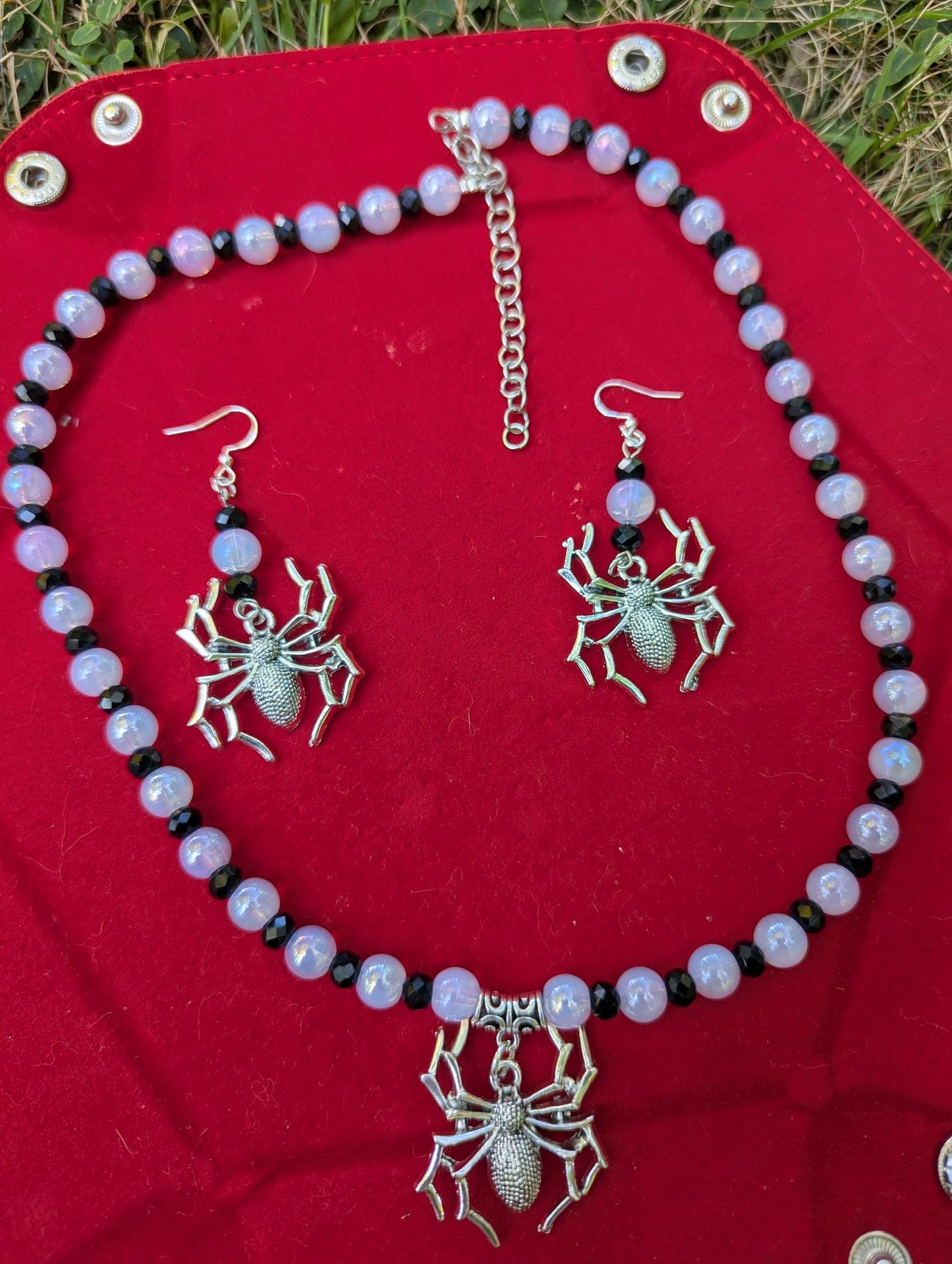 Halloween Collection 2025: Spider's Veil Set