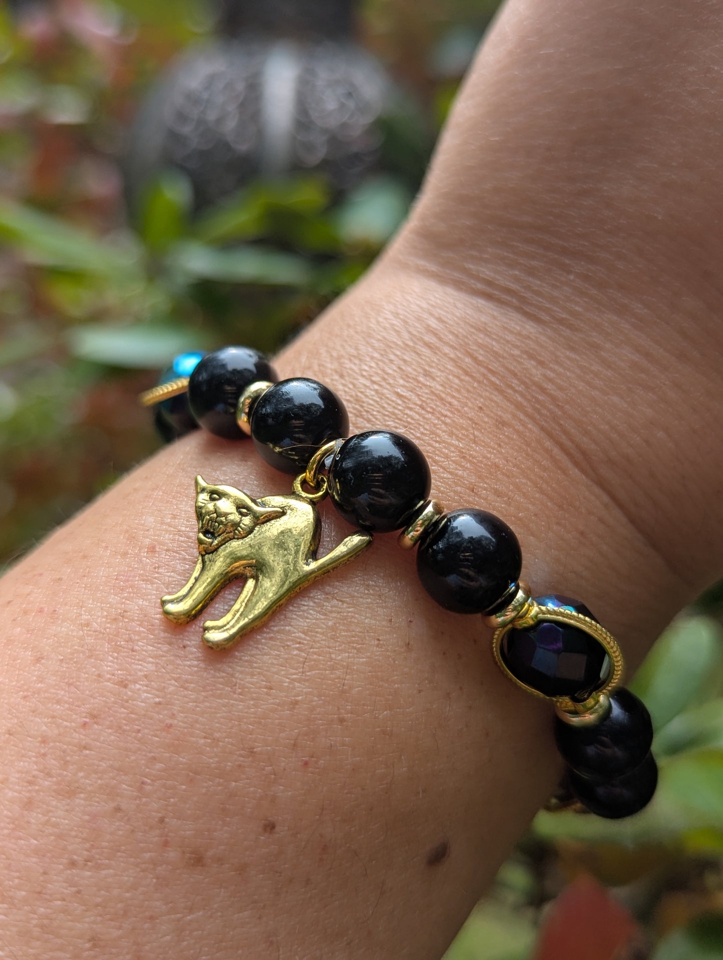 Halloween Collection 2025: Shadow's Prowl Bracelet